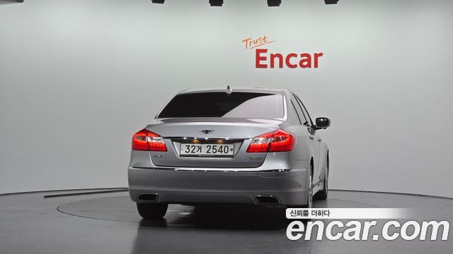 Hyundai Genesis 2012 — photo 4
