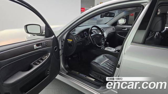 Hyundai Genesis 2012 — photo 10
