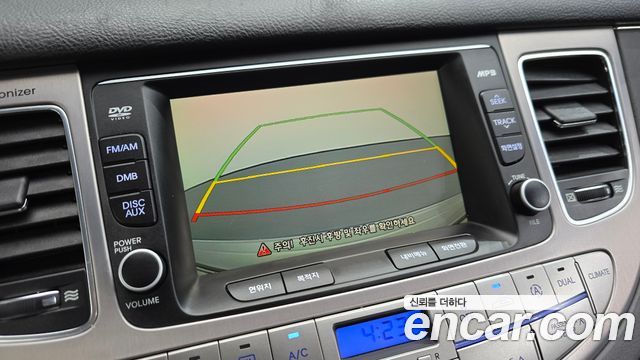 Hyundai Genesis 2012 — photo 14