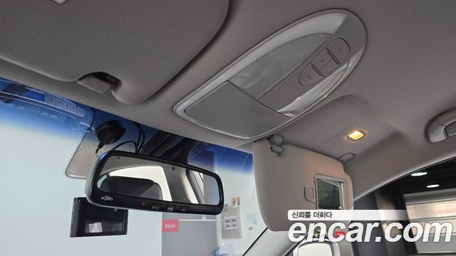 Hyundai Genesis 2012 — photo 18