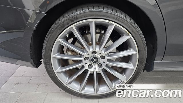 Mercedes-Benz E-Class 2021 — photo 5