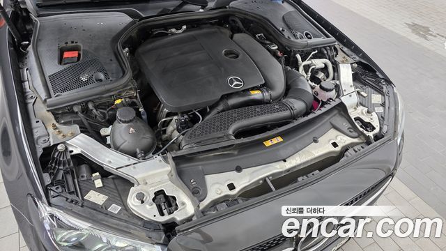 Mercedes-Benz E-Class 2021 — photo 6