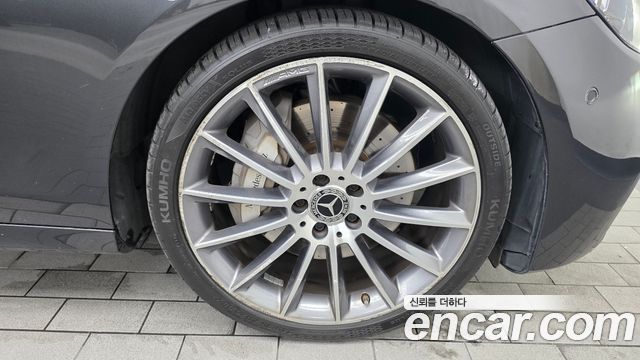 Mercedes-Benz E-Class 2021 — photo 7