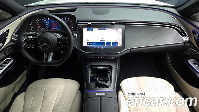 Mercedes-Benz E-Class 2026 — photo 7