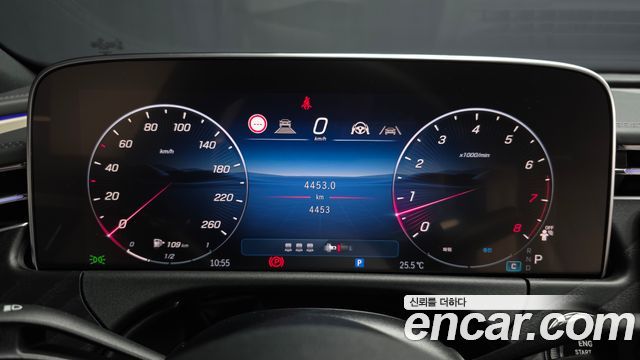 Mercedes-Benz E-Class 2026 — photo 8