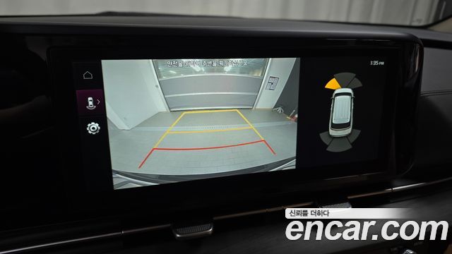 Kia Canival 2023 — photo 16
