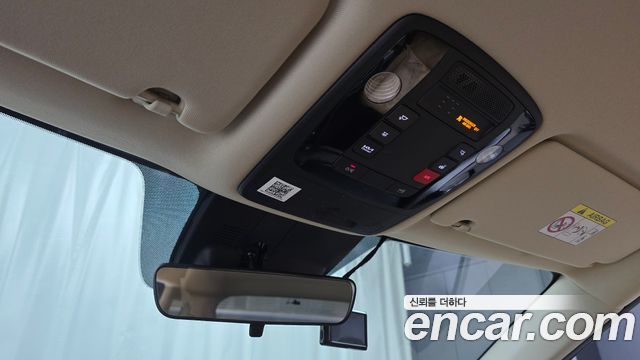Kia Canival 2023 — photo 18
