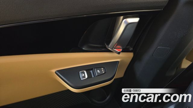 Kia Canival 2023 — photo 19