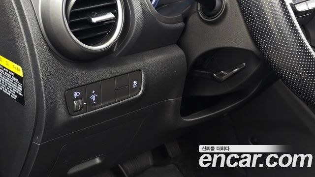 Hyundai Kona 2018 — photo 16