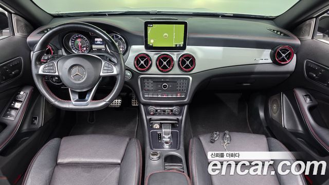 Mercedes-Benz GLA-Class 2016 — photo 10