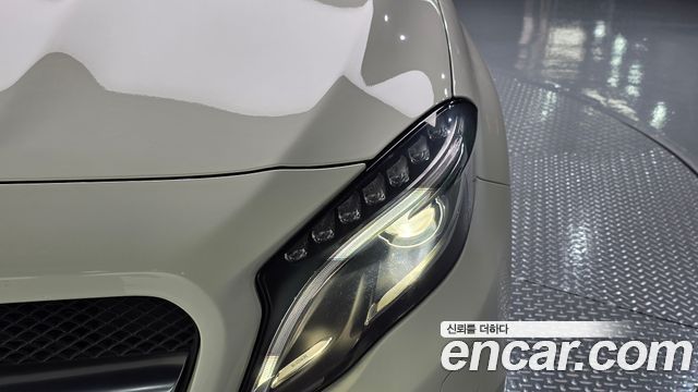 Mercedes-Benz GLA-Class 2016 — photo 8