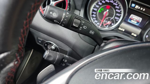Mercedes-Benz GLA-Class 2016 — photo 28