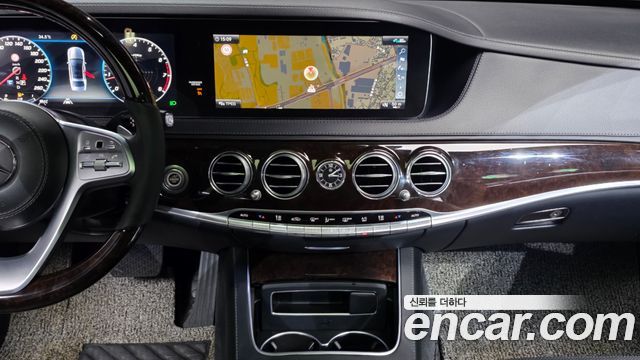 Mercedes-Benz S-Class 2020 — photo 20