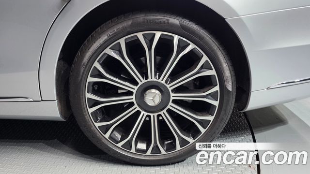 Mercedes-Benz S-Class 2020 — photo 7