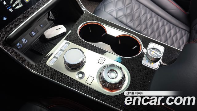 Genesis GV80 2024 — photo 12