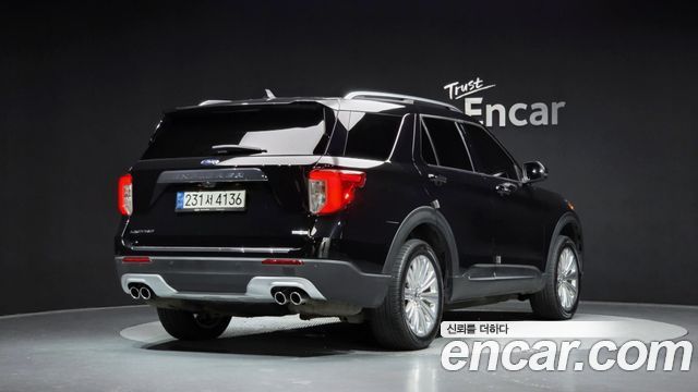 Ford Explorer 2021 — photo 2
