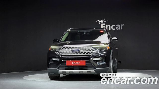 Ford Explorer 2021 — photo 3