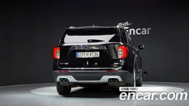 Ford Explorer 2021 — photo 4