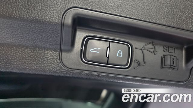 Ford Explorer 2021 — photo 27