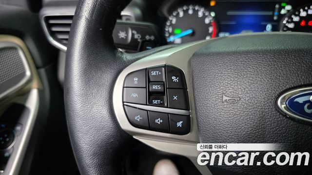 Ford Explorer 2021 — photo 32