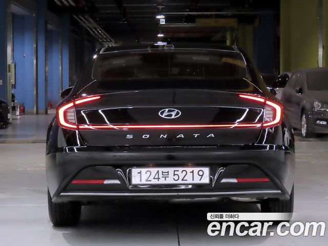 Hyundai Sonata 2022 — photo 3