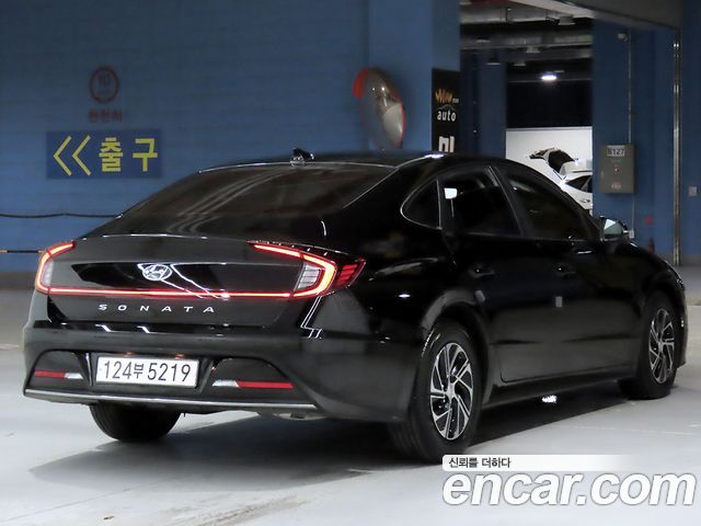 Hyundai Sonata 2022 — photo 4