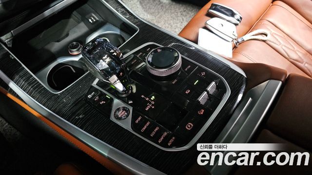BMW X7 2022 — photo 12