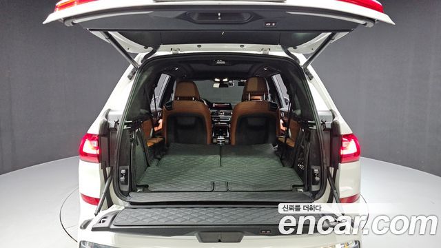 BMW X7 2022 — photo 26