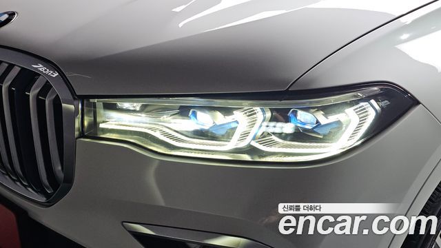 BMW X7 2022 — photo 8