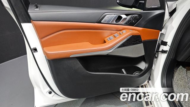 BMW X7 2022 — photo 14