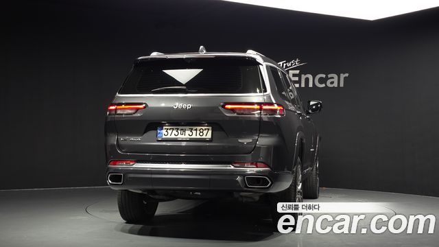 Jeep Cherokee 2023 — photo 4