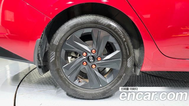 Hyundai AVANTE 2021 — photo 5