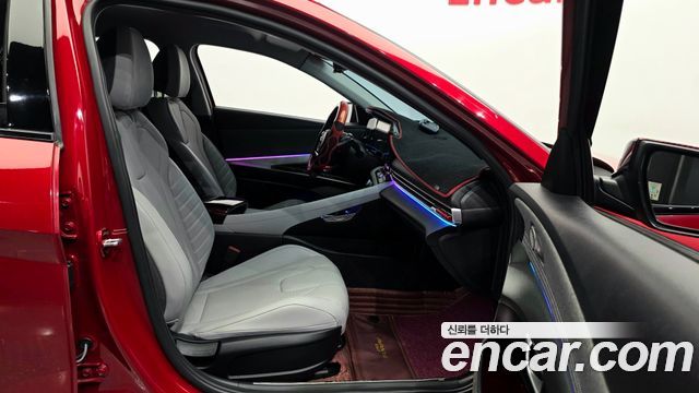 Hyundai AVANTE 2021 — photo 17