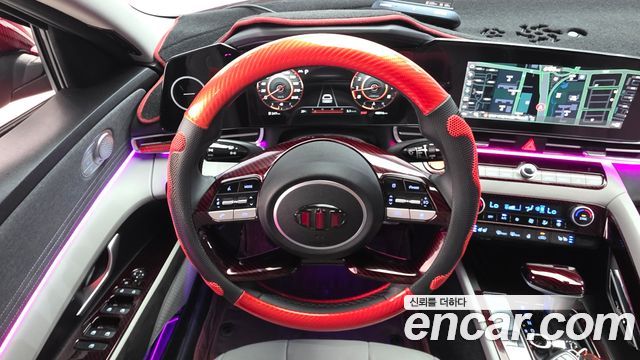 Hyundai AVANTE 2021 — photo 19
