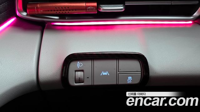 Hyundai AVANTE 2021 — photo 22