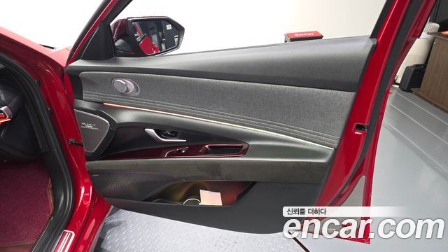 Hyundai AVANTE 2021 — photo 14