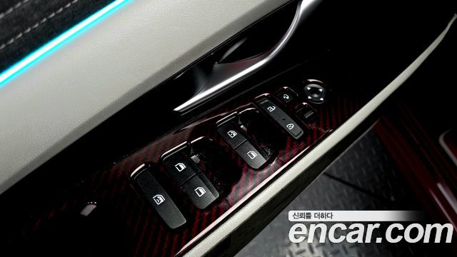 Hyundai AVANTE 2021 — photo 28