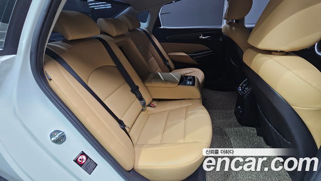 Kia K7 2021 — photo 12