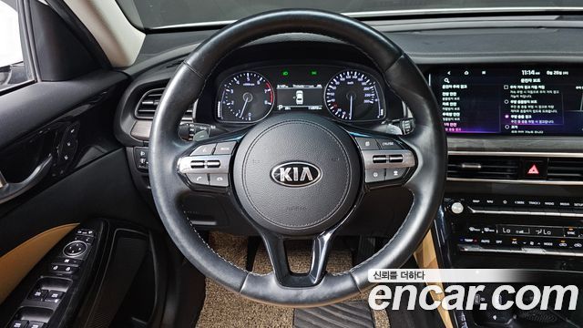 Kia K7 2021 — photo 14