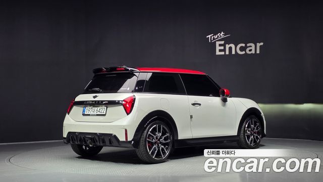 Mini Cooper 2025 — photo 2