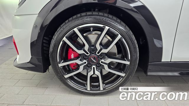 Mini Cooper 2025 — photo 5
