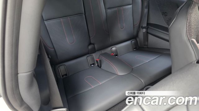Mini Cooper 2025 — photo 18