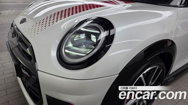 Mini Cooper 2025 — photo 8