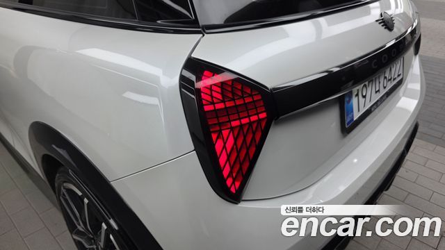 Mini Cooper 2025 — photo 9