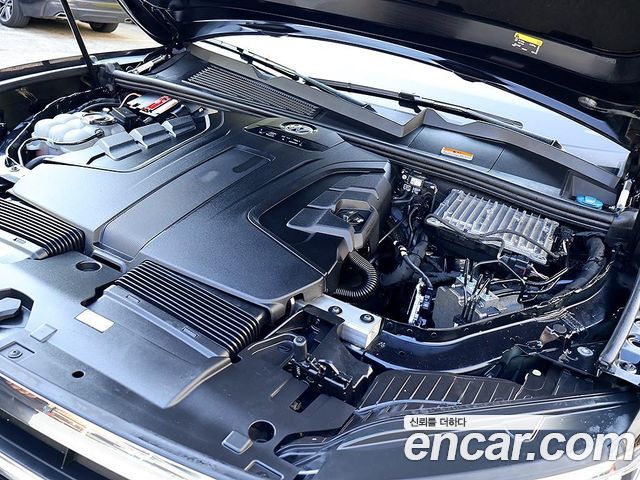 Volkswagen Touareg 2021 — photo 19
