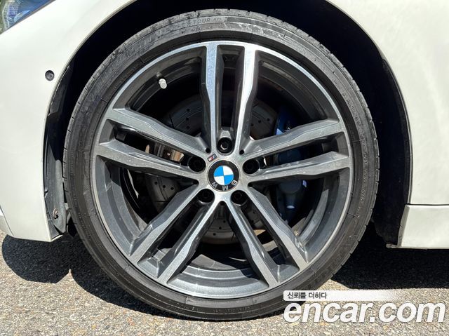BMW 4-Series 2018 — photo 20