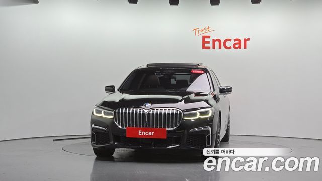 BMW 7-Series 2021 — photo 3