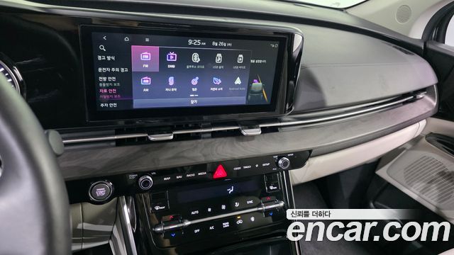 Kia Canival 2023 — photo 21