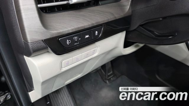 Kia Canival 2023 — photo 23