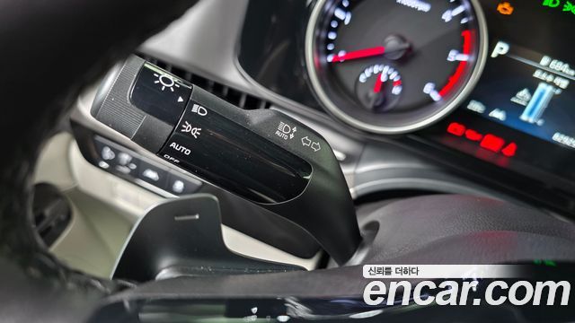 Kia Canival 2023 — photo 27
